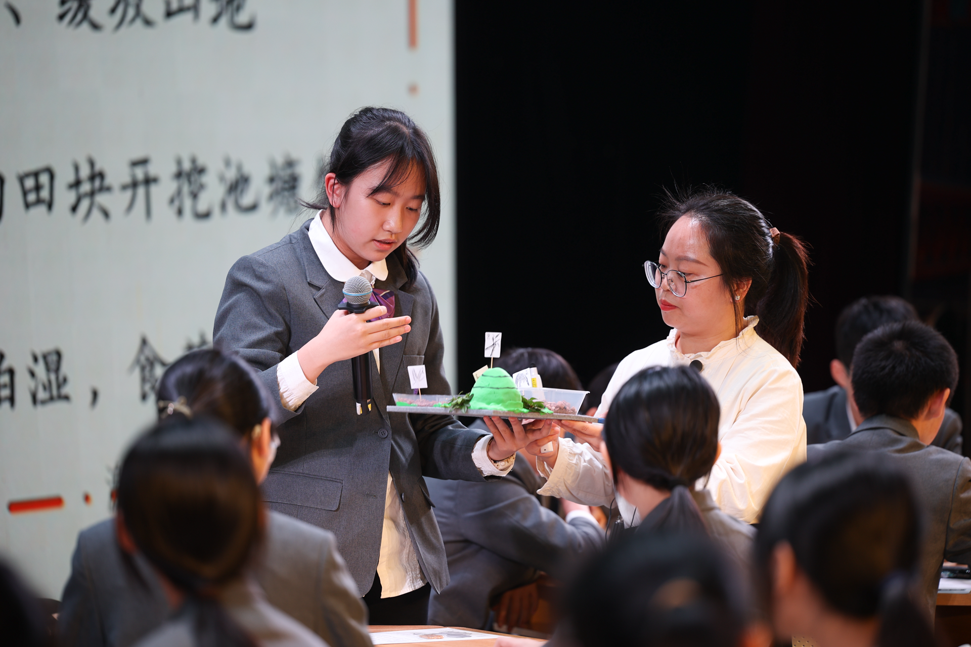 选手13.png 选手13.png